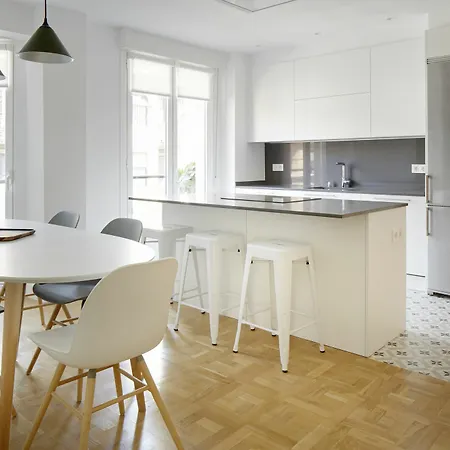 Larroka By Feelfree Apartment *