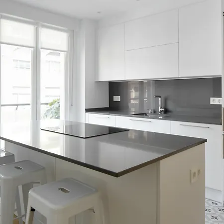 Larroka By Feelfree Apartment